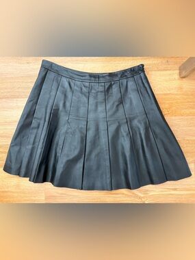 Nordstroms Halogen Black Genuine-Leather Pleated Skirt size 12